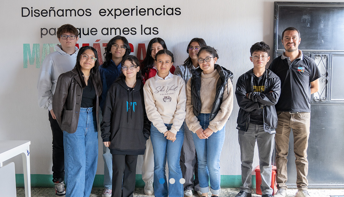 Grupo-estudiantes